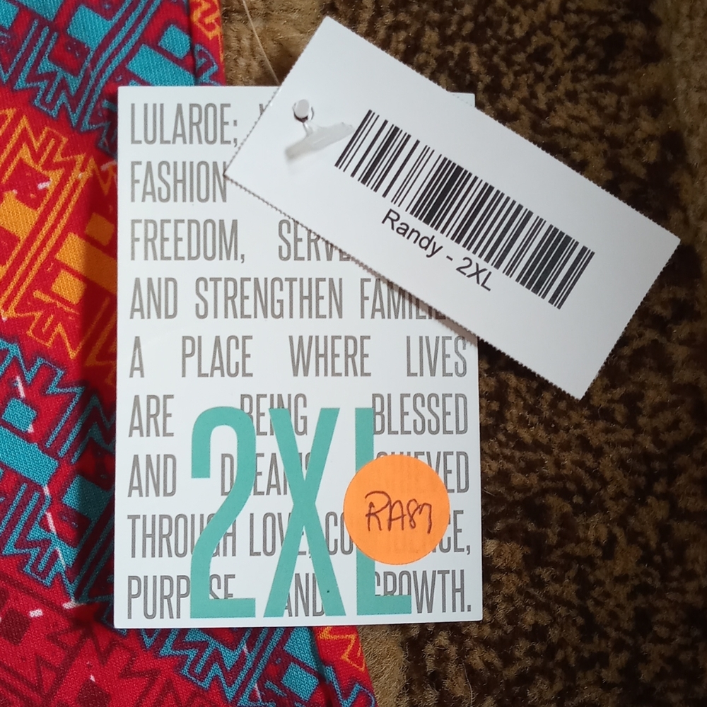 New LuLaRoe Randy2xl - Picture 8 of 8